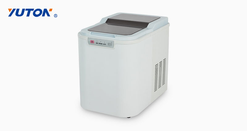 YT-E-005A 2.2L 120V 60W Bullet Ice Maker